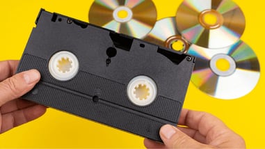 Radiocaset junto a cds